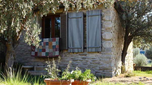 Top 5 raisons de séjourner dans des hébergements atypiques en Ardèche
